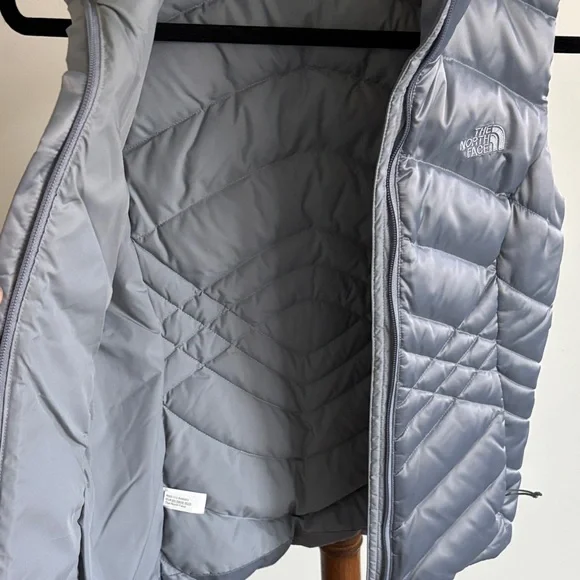 The North Face Women's Gray Vest 550 - Picture 5 of 7